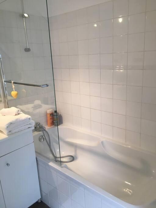 Bel Appartement Climatise Plein Centre Ville Poitiers Ngoại thất bức ảnh